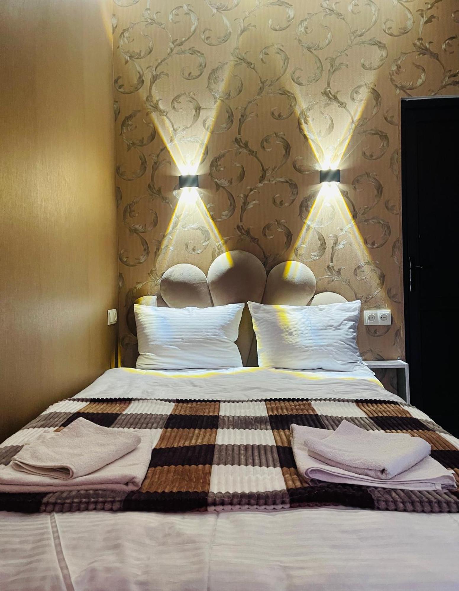 Sunny Guesthouse Kazbegi Kültér fotó