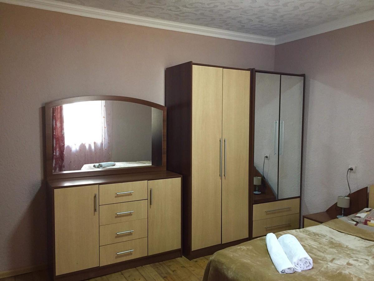 Sunny Guesthouse Kazbegi Kültér fotó