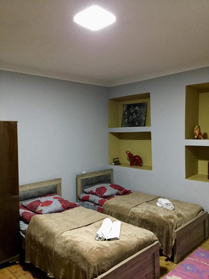 Sunny Guesthouse Kazbegi Kültér fotó