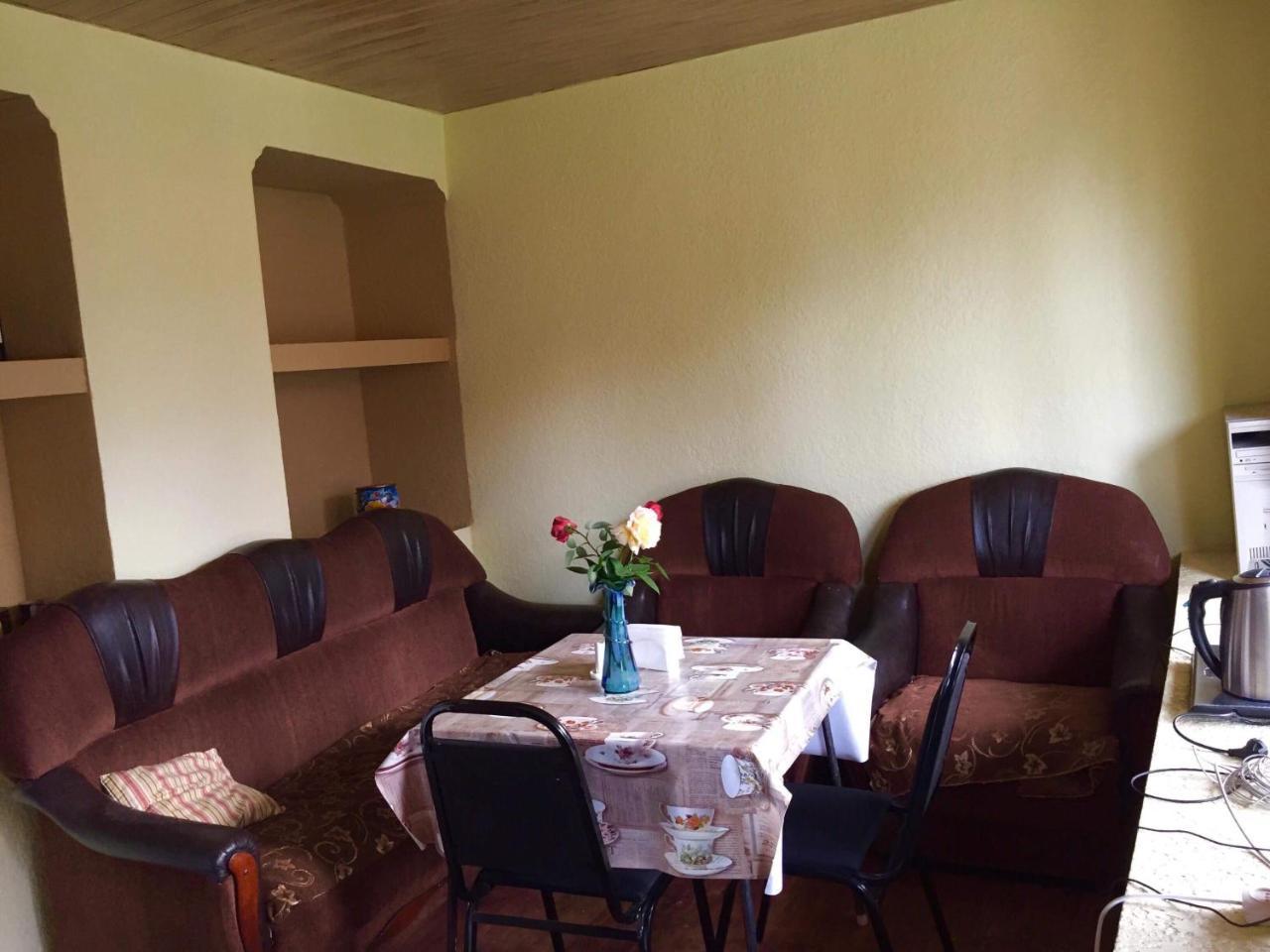 Sunny Guesthouse Kazbegi Kültér fotó